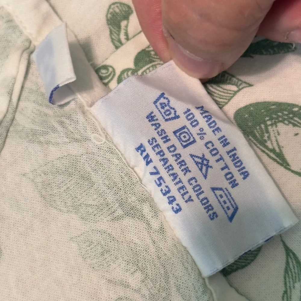 April Cornell cotton tablecloth